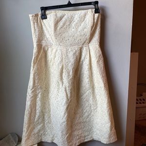 Lace Cream strapless dress